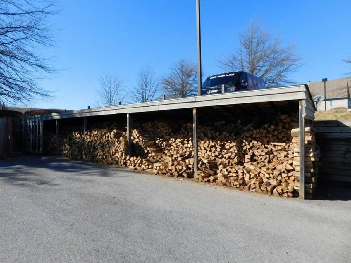 Sky High Views!!-Peak Mountaintop-Outdoor Pool-Close To Downtown-Private Balcony-Wifi-Cable Gatlinburg Esterno foto